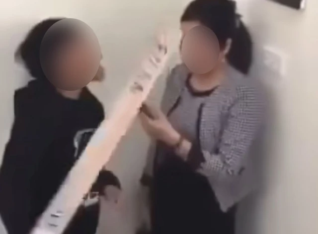 Tuyên Quang: Học sinh lớp 7 ép cô giáo vào tường và có hành vi không chuẩn mực
